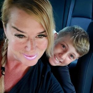 Meet your Posher, Lizbeth